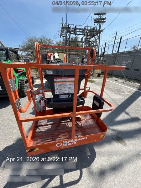2025 JLG E300AJP