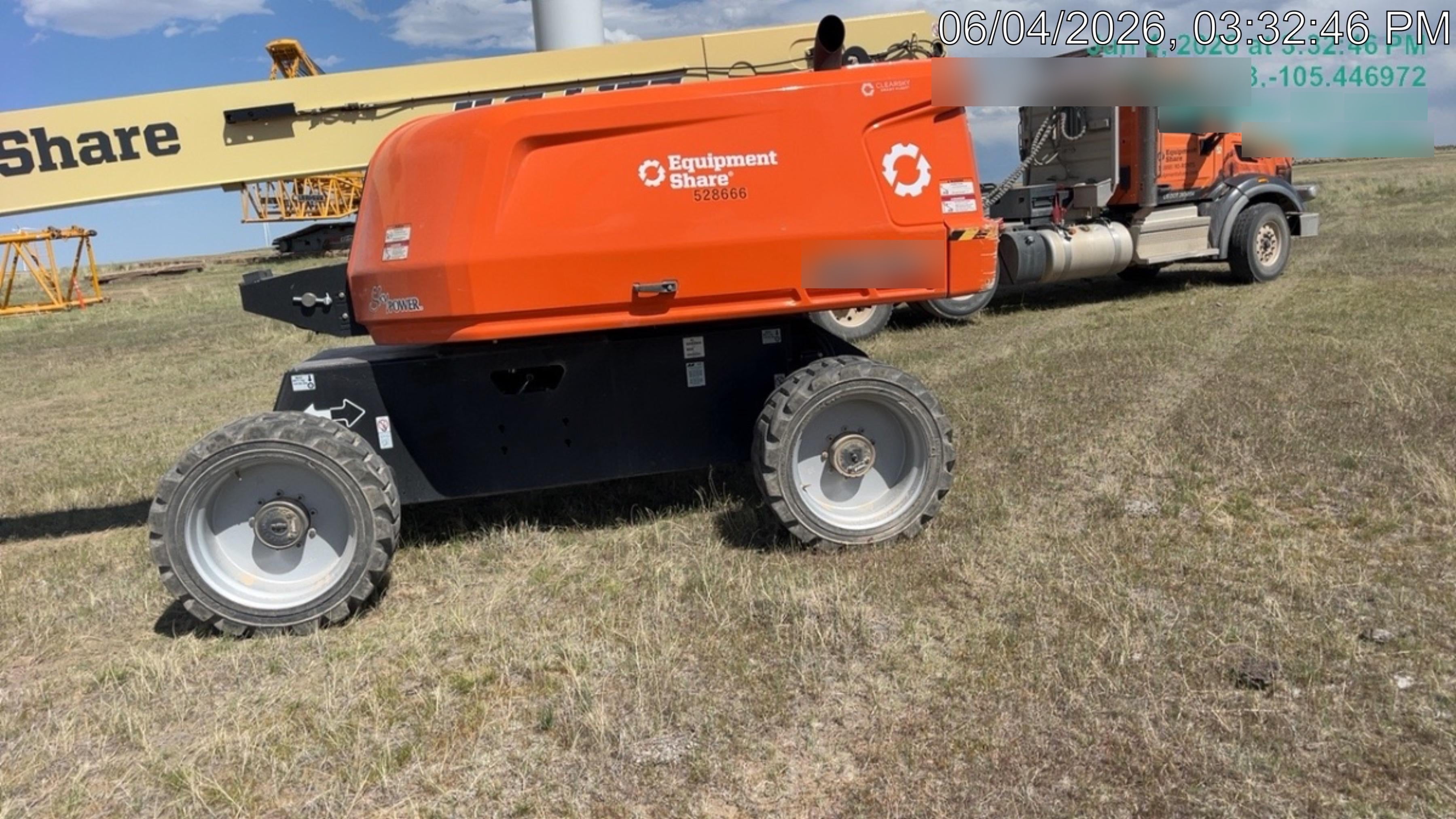 2025 JLG 660SJ