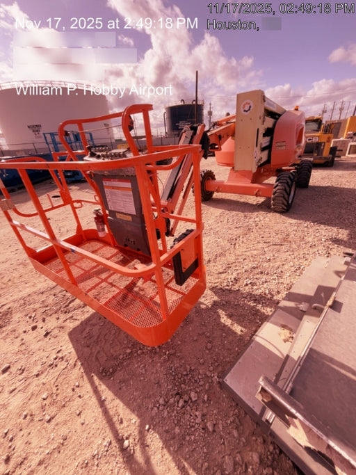 2019 JLG 450AJ
