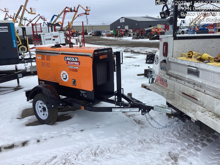 2021 Lincoln Electric Vantage 322 Vantage 322 Ready Pak 3 w/ Decals, ORANGE (includes trailer, cable rack, fender light kit) NO Telematics