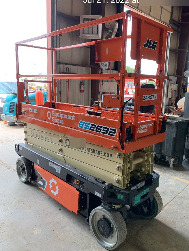 2022 JLG ES2632