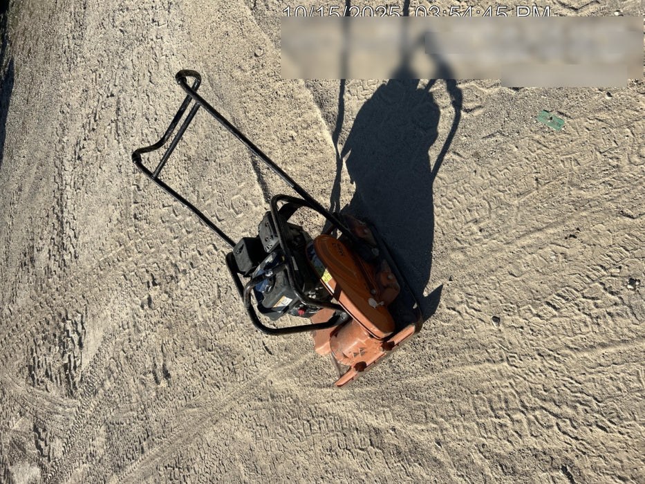 2022 Multiquip MVC88VTHW Plate Compactor, 20", w/Water Tank, Honda GX160