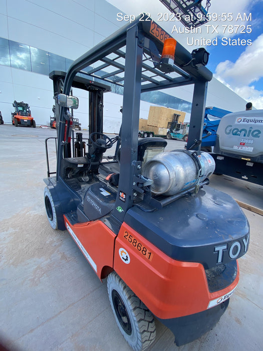 2022 TOYOTA 50-8FGU25