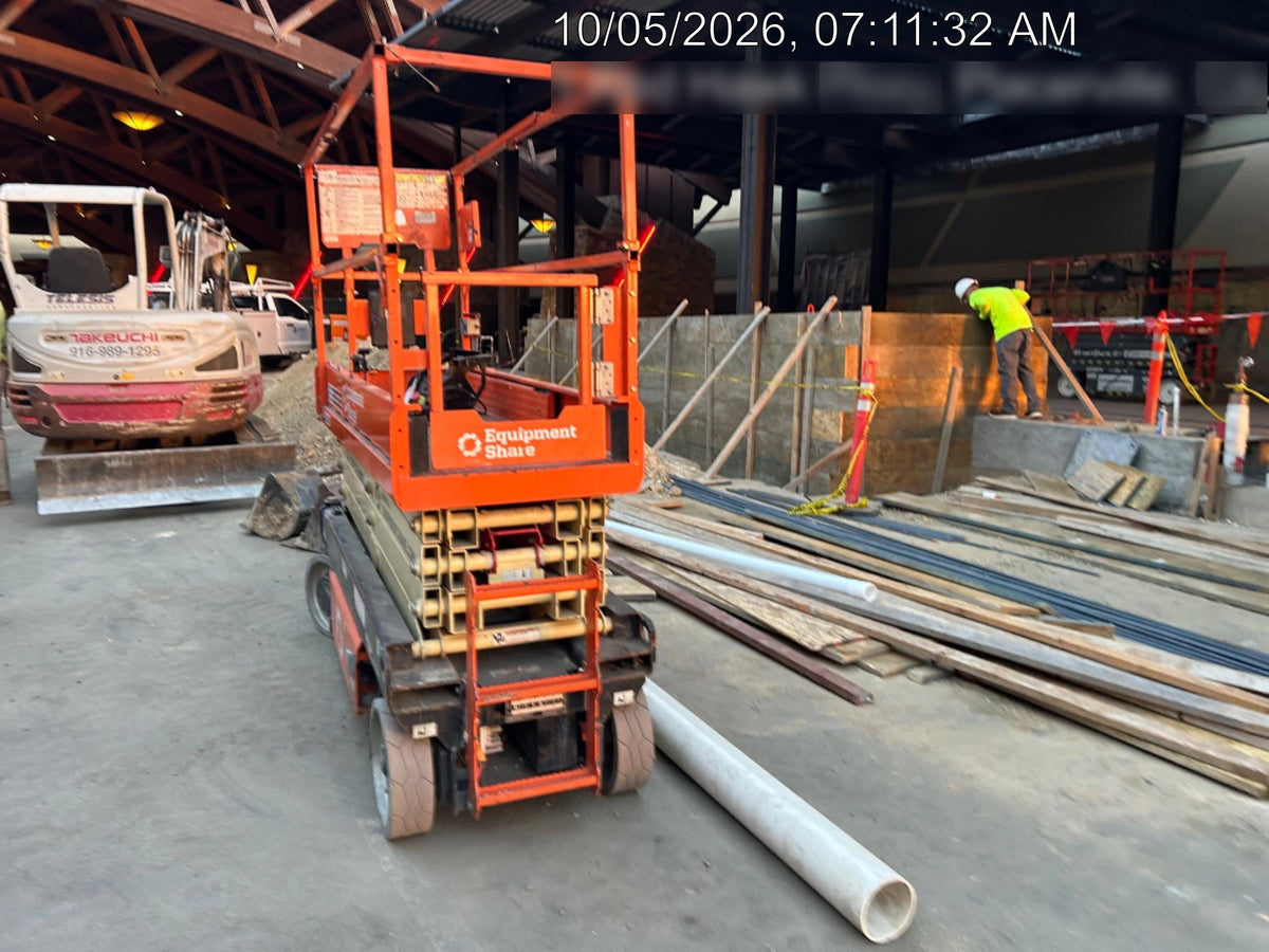 2022 JLG ES2632