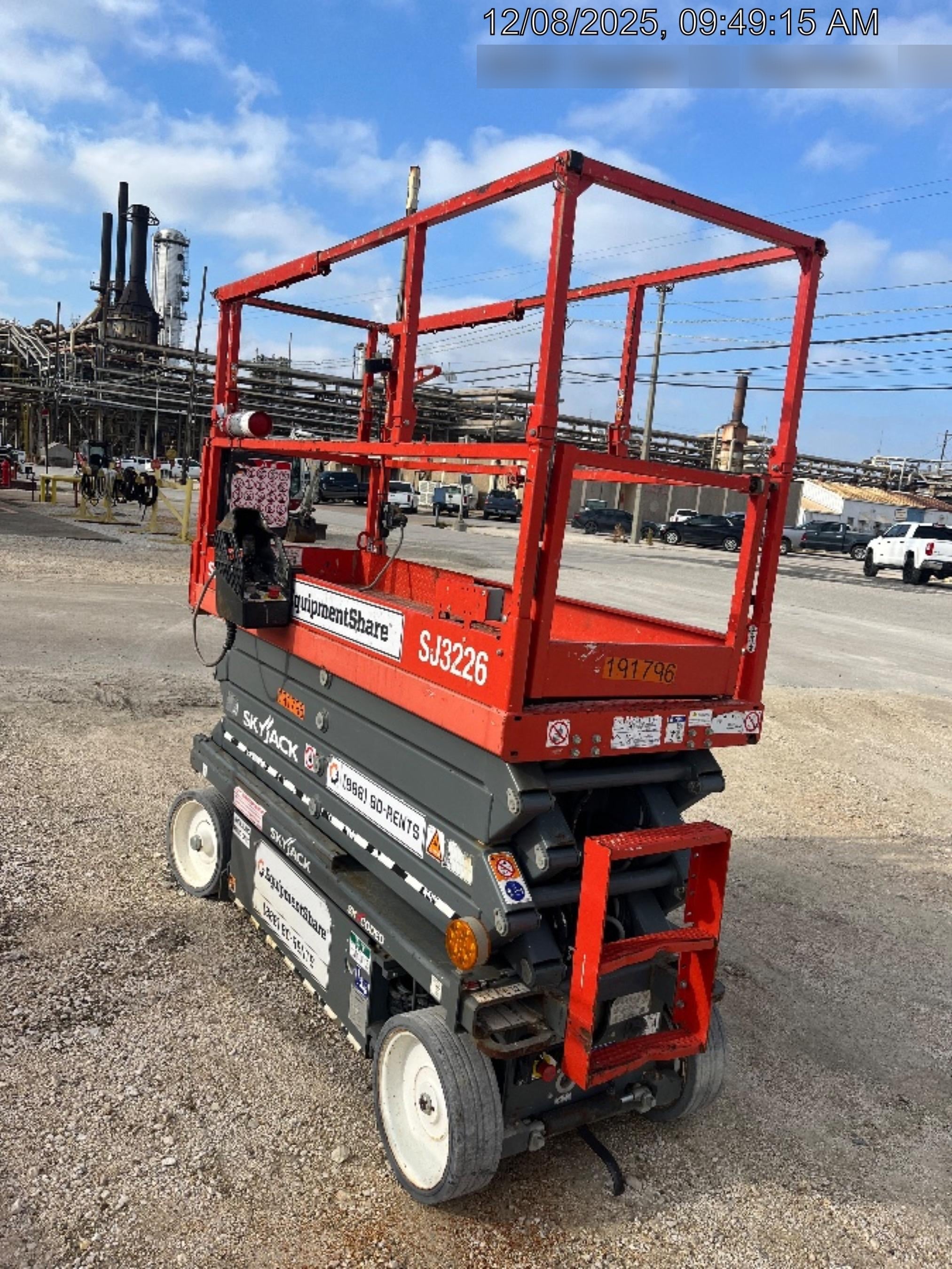 2021 SKYJACK SJ3226