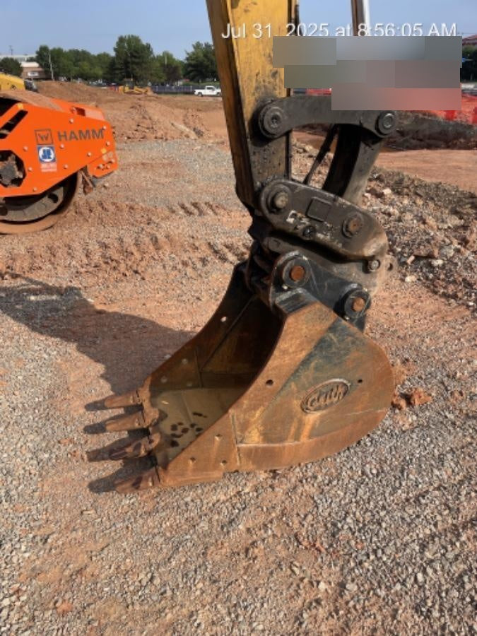 2022 GEITH 30" Bucket - Geith
