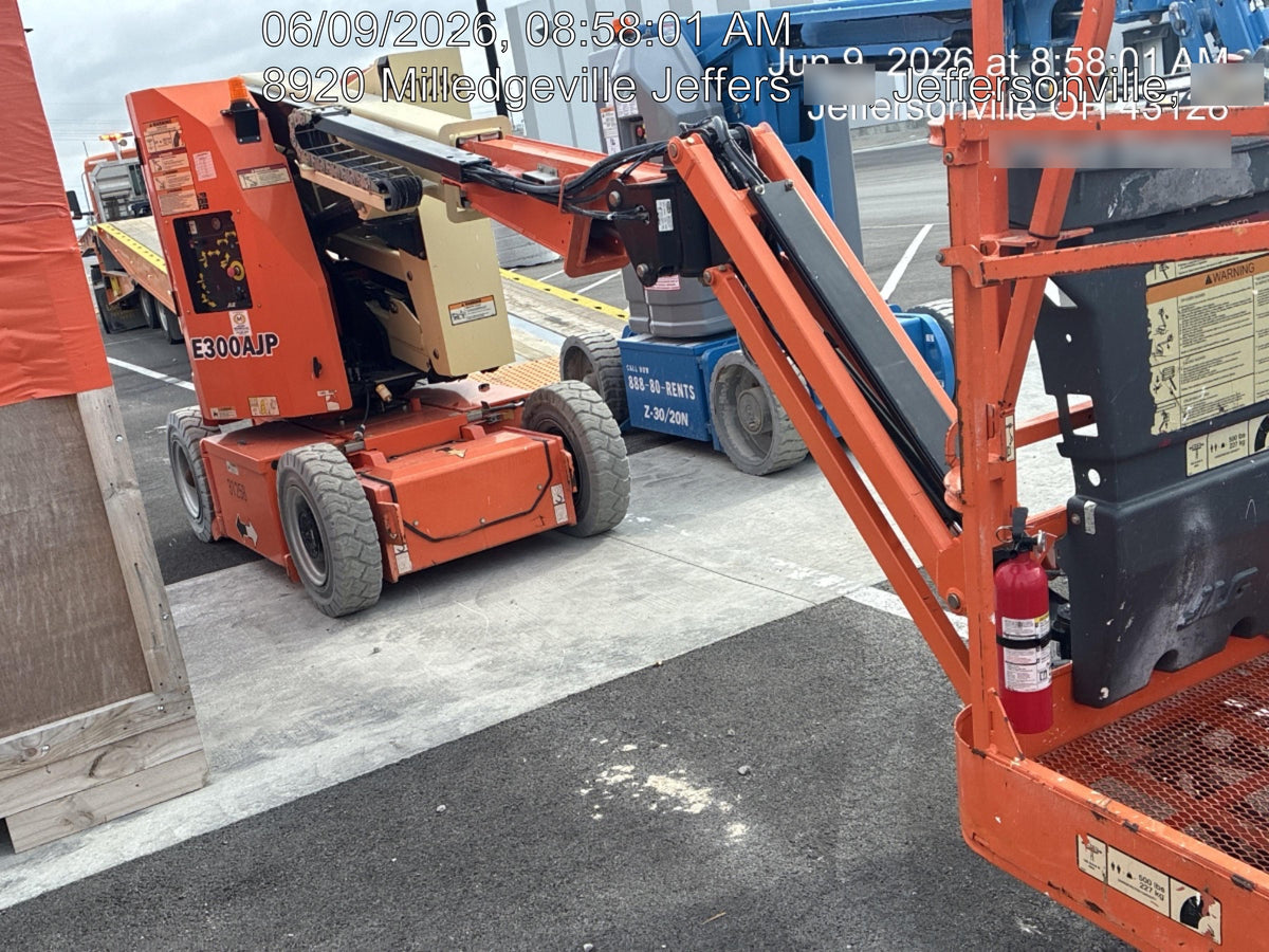 2019 JLG E300AJP