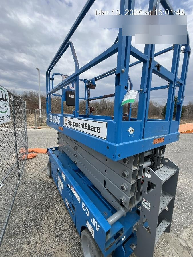 2022 GENIE GS-3246