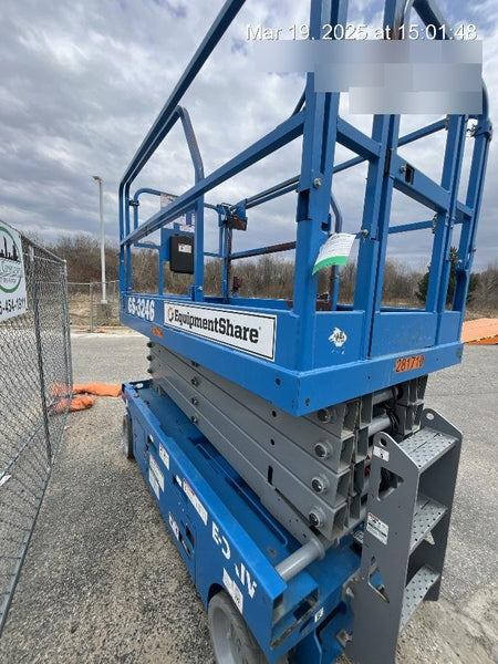 2022 GENIE GS-3246