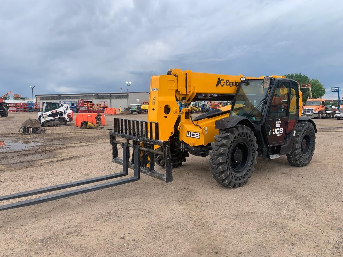 2023 JCB 509-42