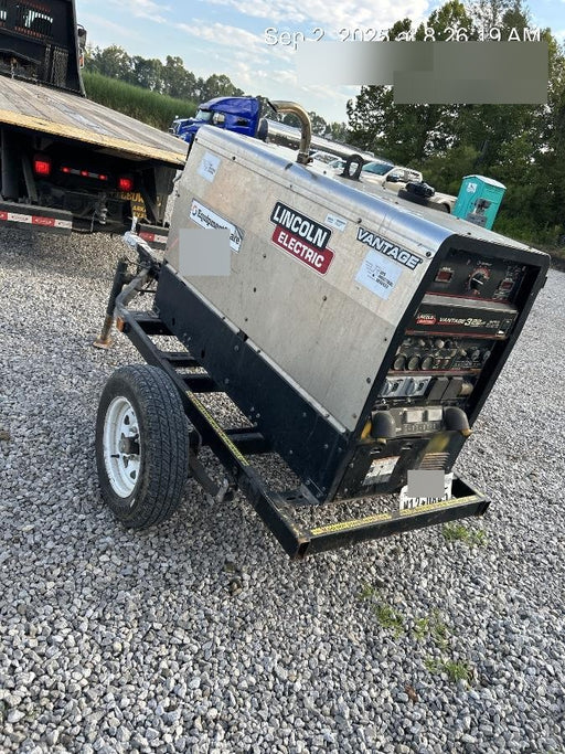 2019 Lincoln Electric Vantage 322 Welder Ready-Pak 3, Two wheel trailer, Fender and Light kit, Cable Rack