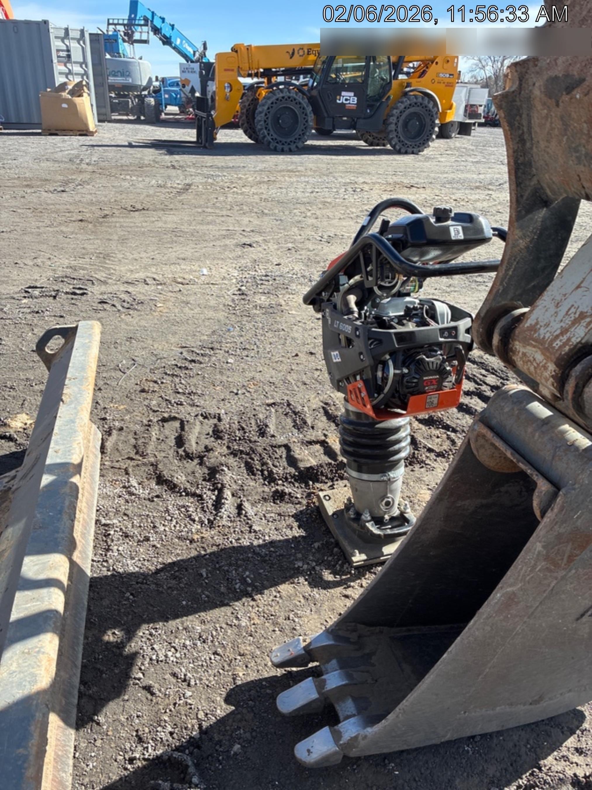 2025 HUSQVARNA LT6005