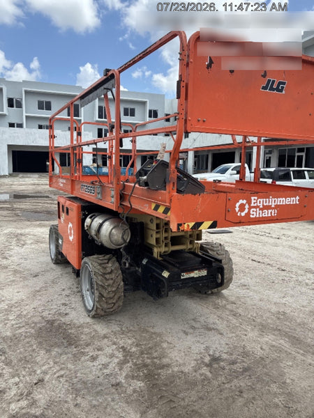 2022 JLG RT2669