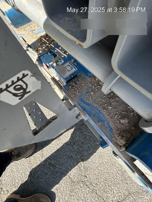 2019 Genie GS-2646 folding rails with full height swing gate