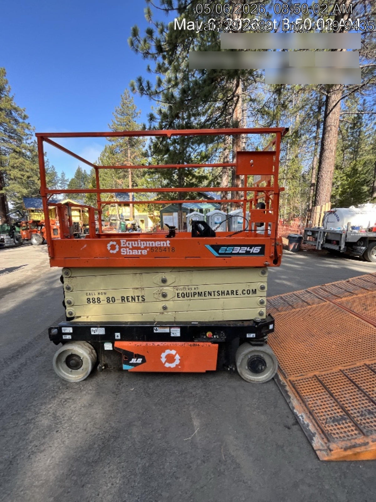 2025 JLG ES3246