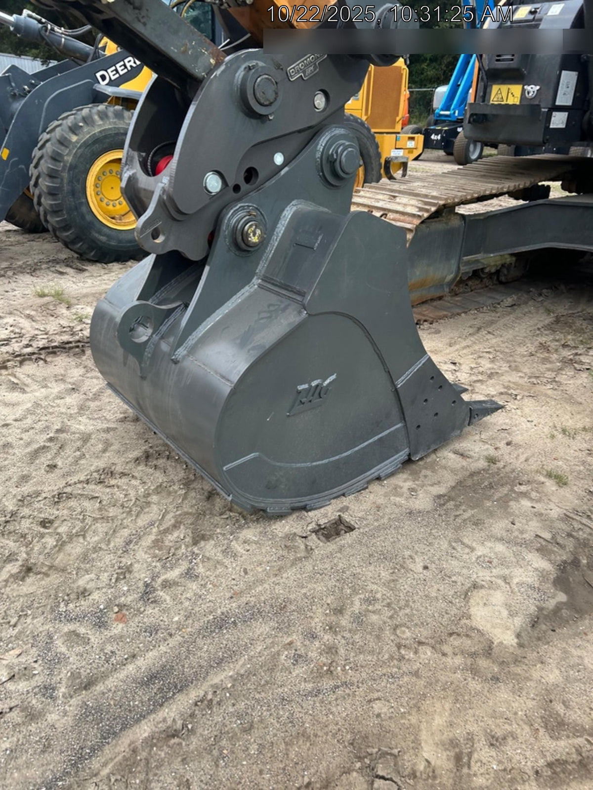 2025 CASE 48" Bucket 56-65K - Case