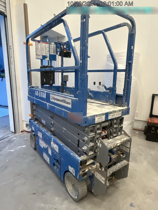 2020 Genie GS-1930 Fixed rails with chain entry gate - Pre A92.20, 800W Inverter