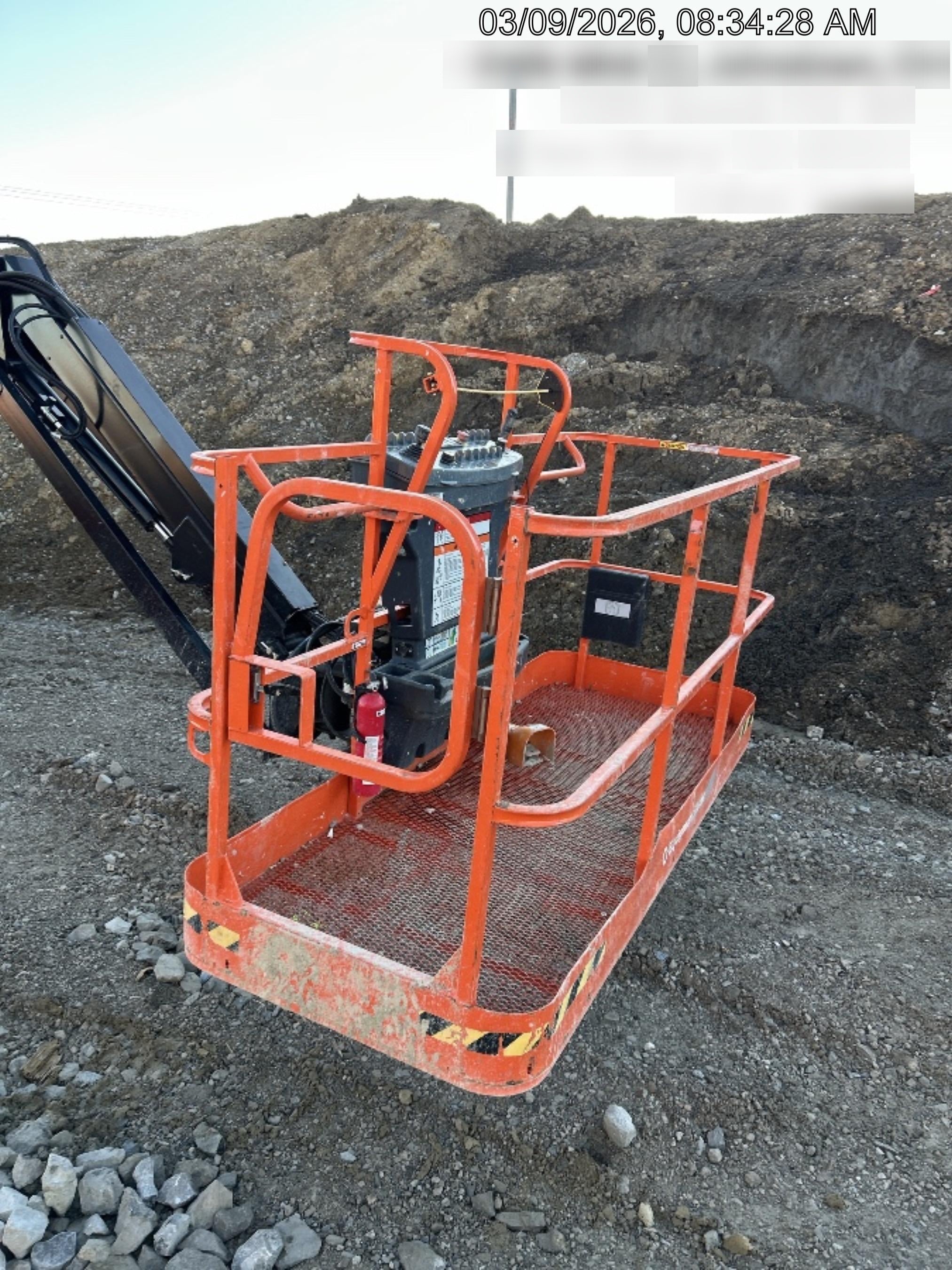 2025 JLG 660SJ