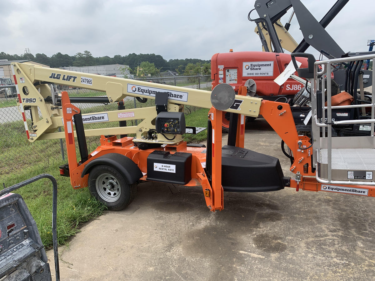 2022 JLG T350