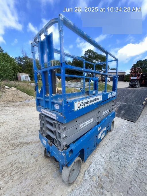 2017 Genie GS-2632 Genie GS2632 Scissor Lift