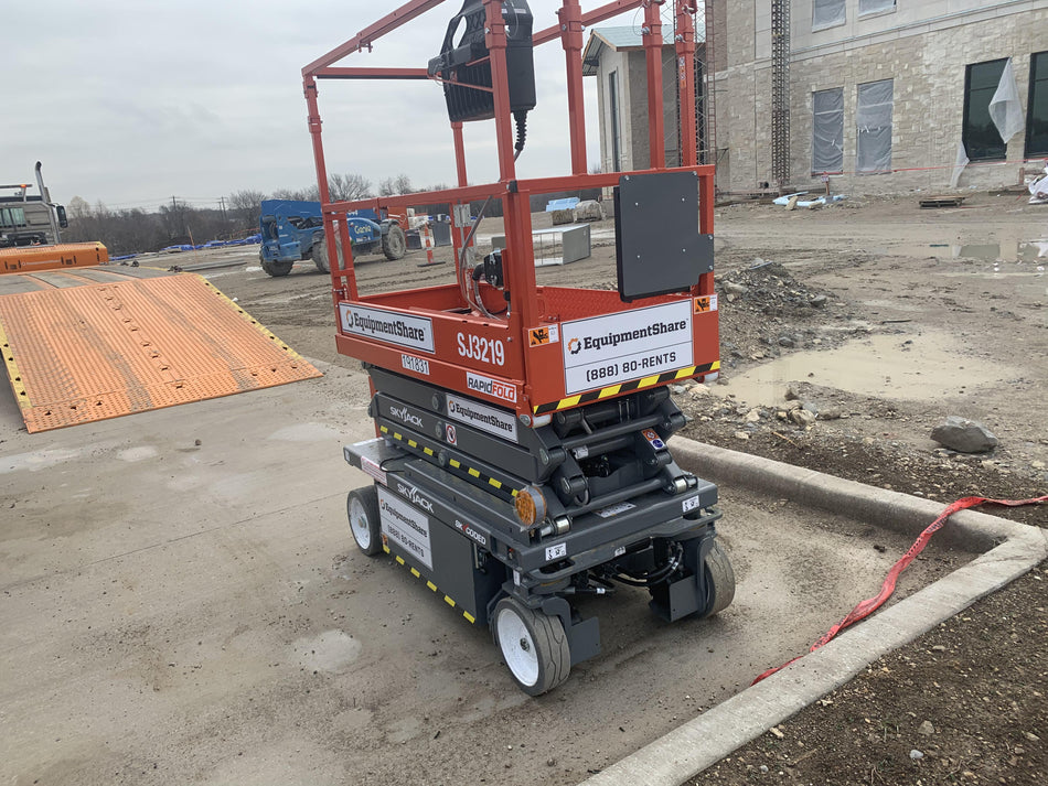 2021 SKYJACK SJ3219