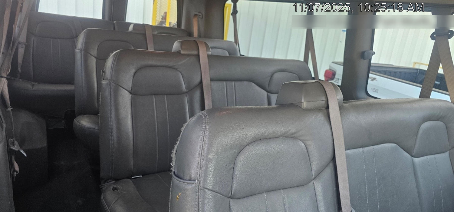 2023 CHEVROLET Express Van - Rental