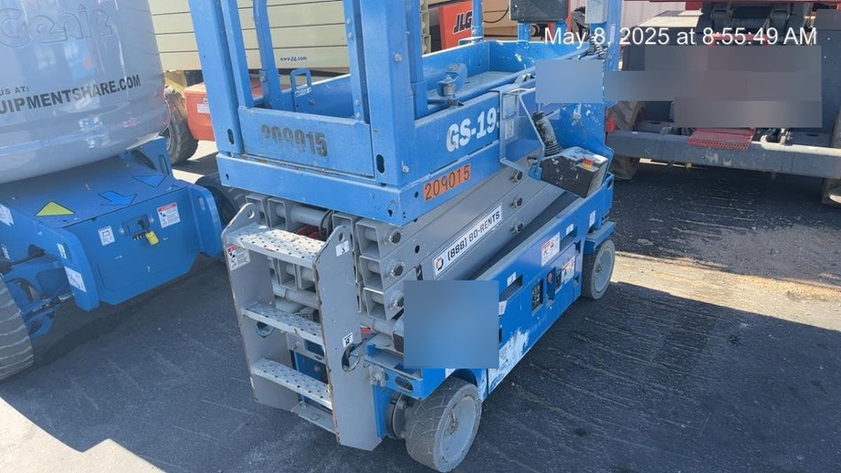 2022 GENIE GS-1932