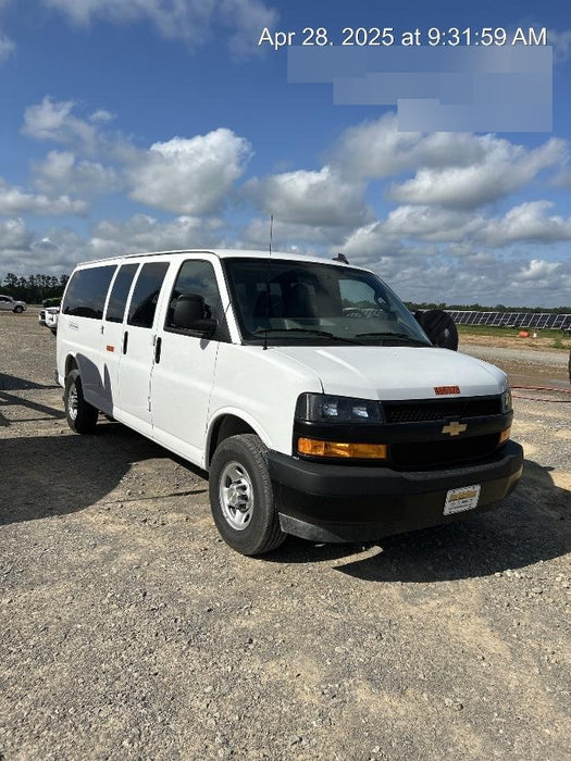 2025 CHEVROLET Express Van - Rental