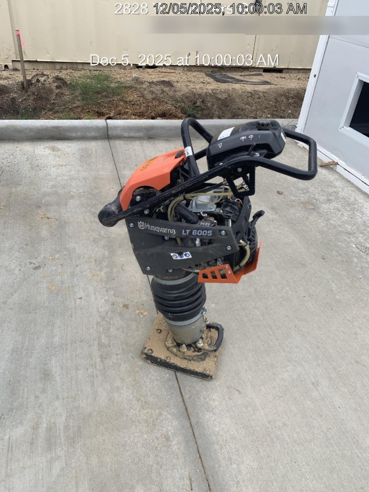 2025 HUSQVARNA LT6005