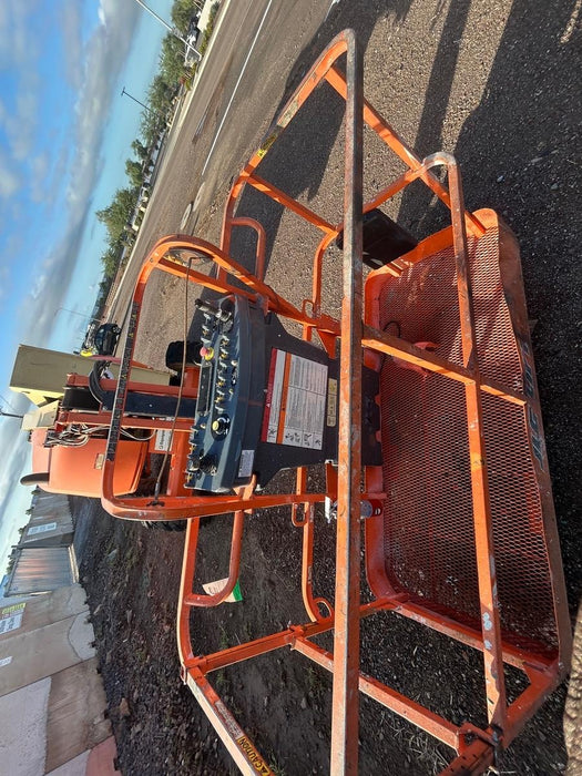 2019 JLG 450AJ