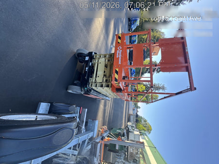 2022 JLG ES3246