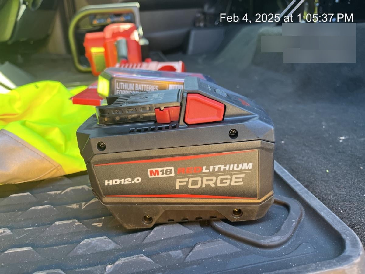 2025 MILWAUKEE 2727-21HD