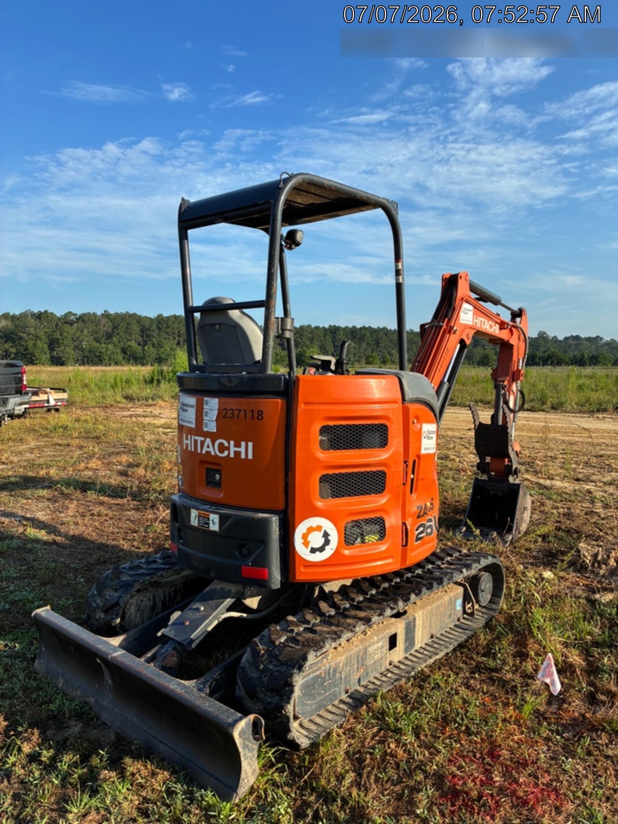 2022 HITACHI ZX26U-5N