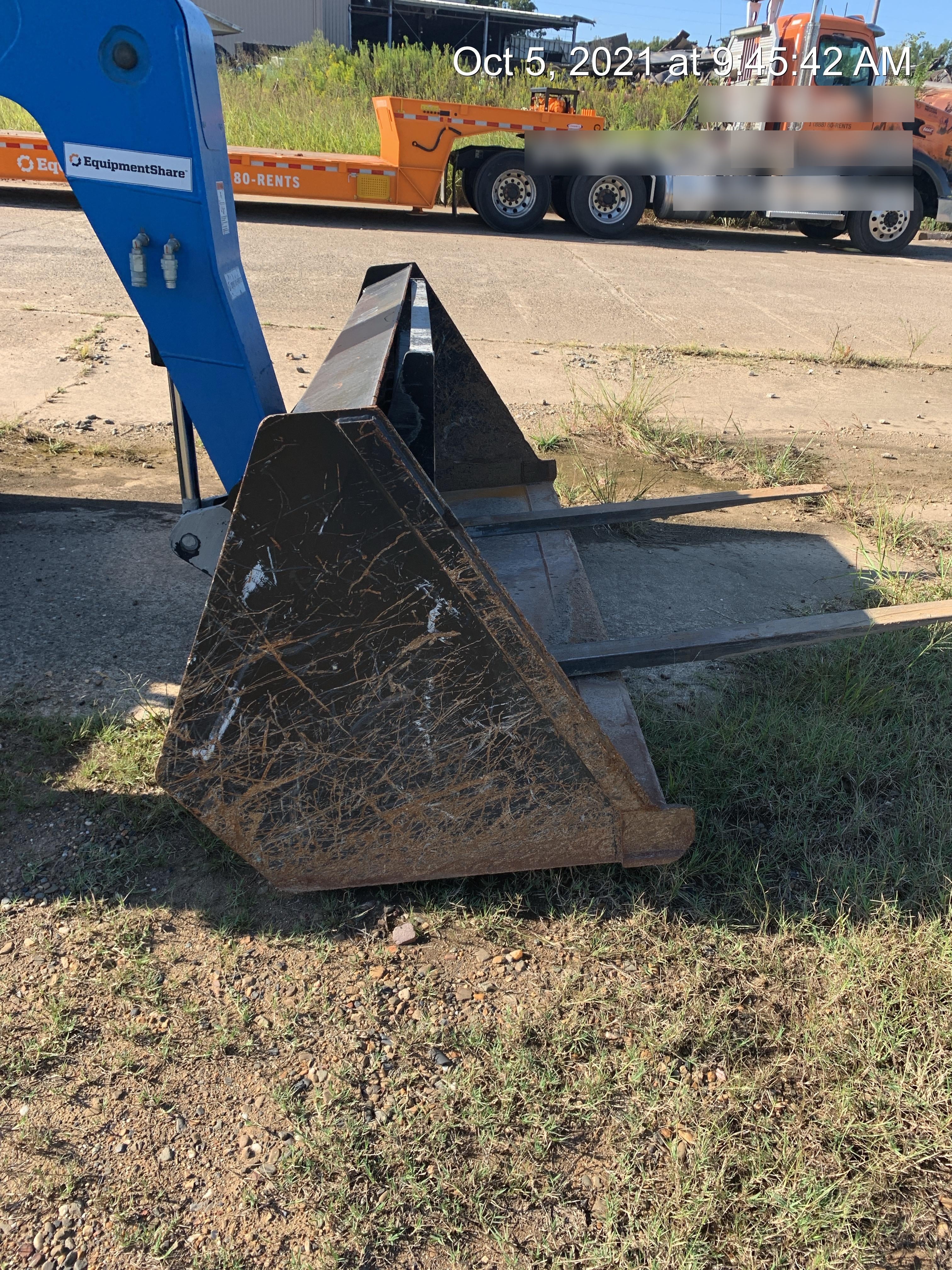 2021 JLG 2.0 cu yd Bucket - JLG