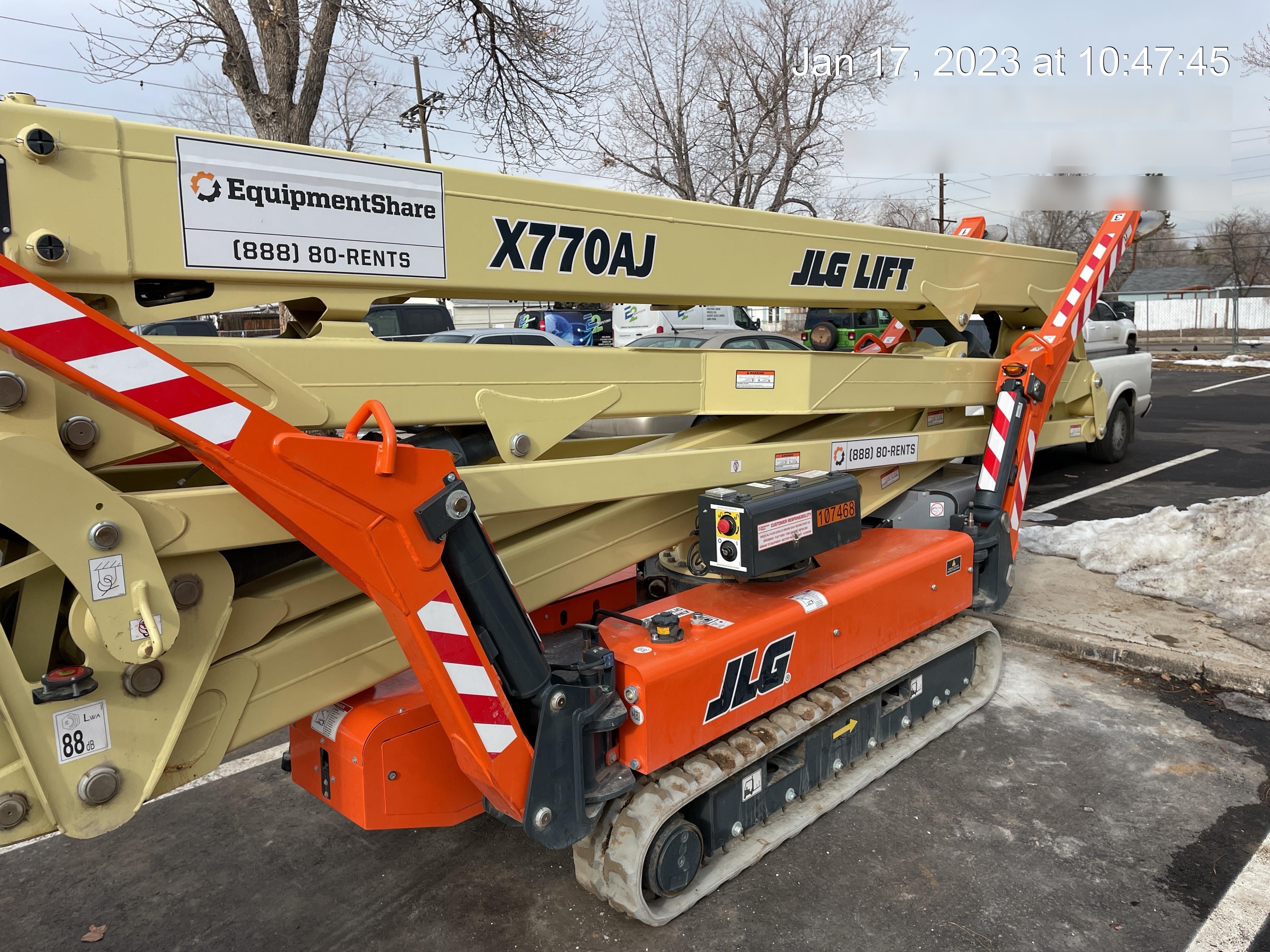 2021 JLG X600AJ