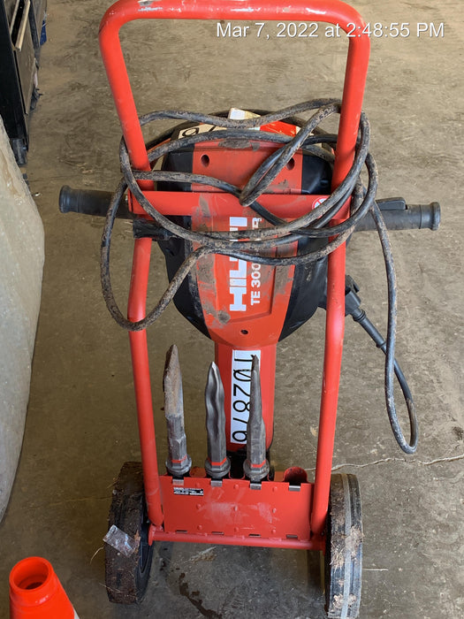 2020 HILTI TE 3000-AVR