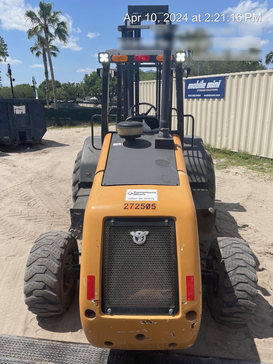 2023 CASE 588H