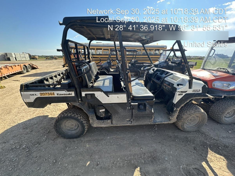 2022 Kawasaki Mule PRO-DXT Standard Options, Backup Alarm, Beacon, Plastic Hard Top, Poly Windshield, Horn Kit