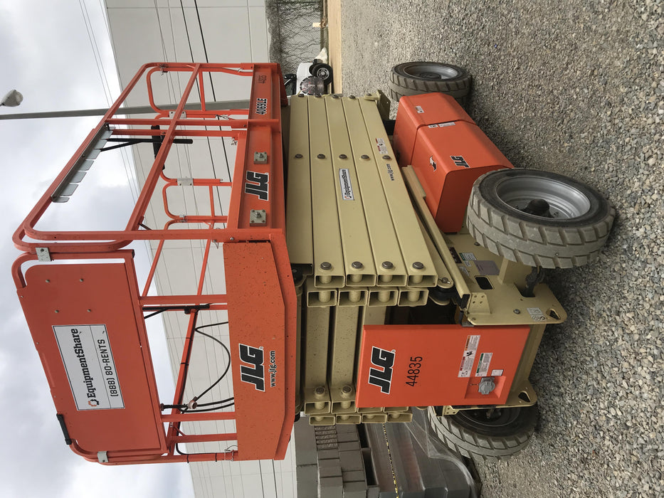 2019 JLG 4069LE