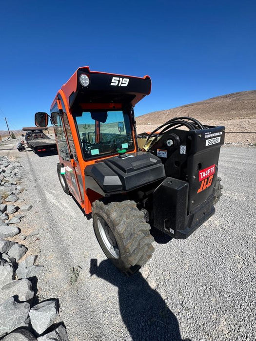 2025 JLG 519