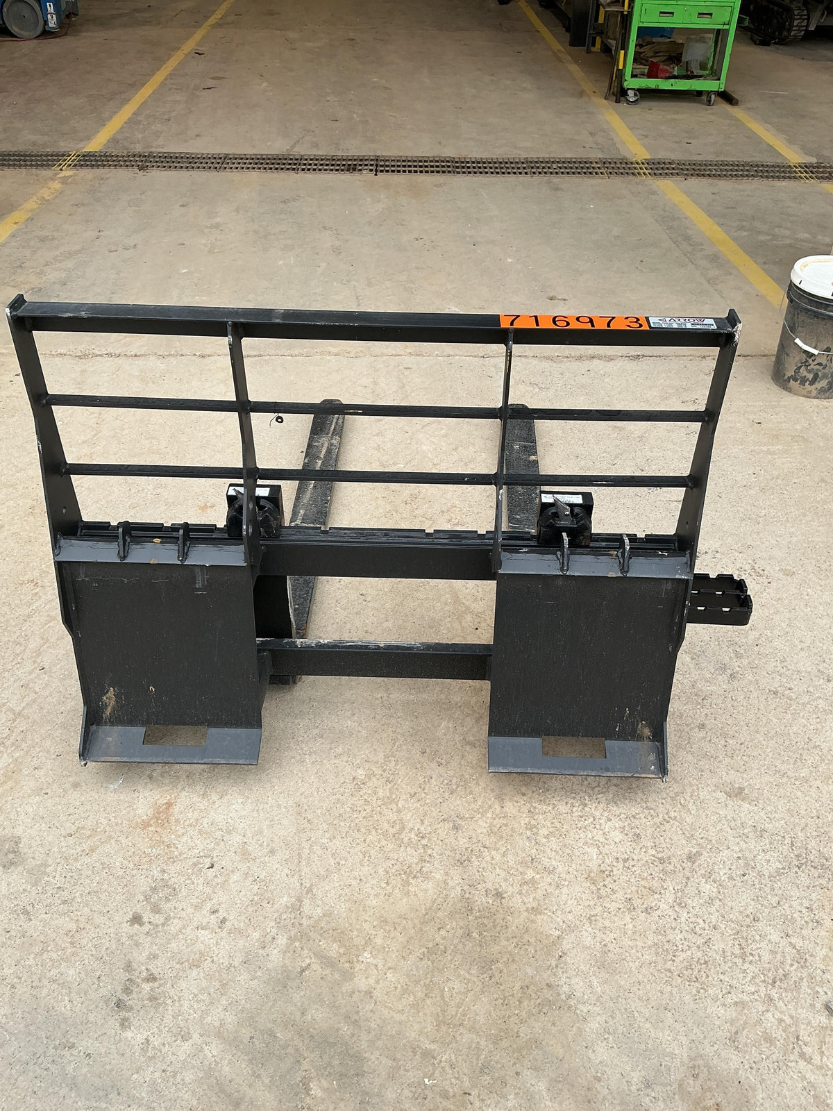 2026 ARROW MATERIAL HANDLING 48" Pallet Forks - Arrow