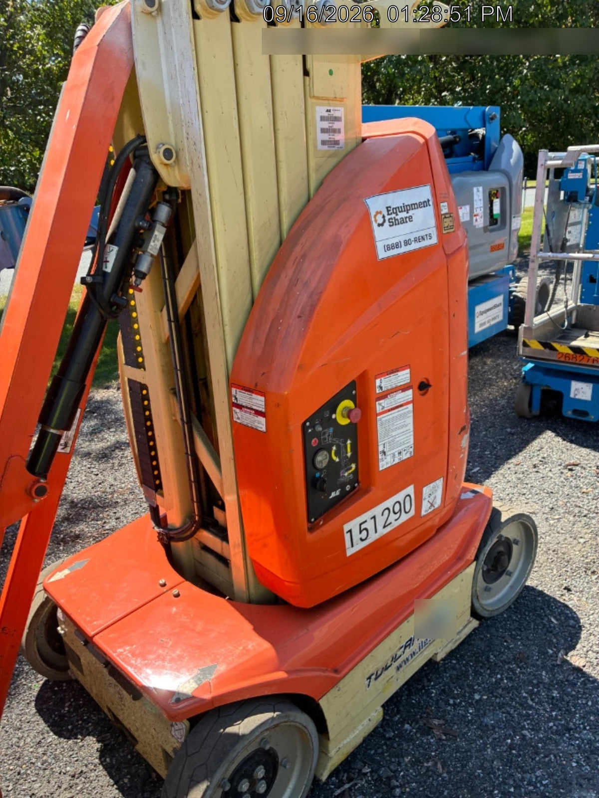 2021 JLG 26E