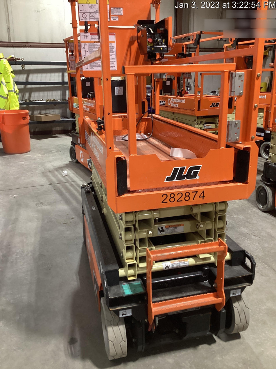 2022 JLG ES1932