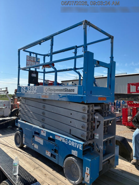 2023 GENIE GS-3232