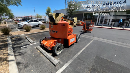 2019 JLG E400AJPN