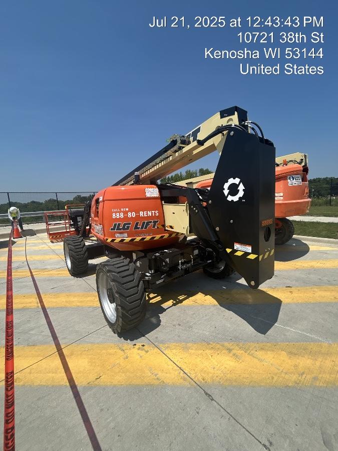 2025 JLG 600AJ
