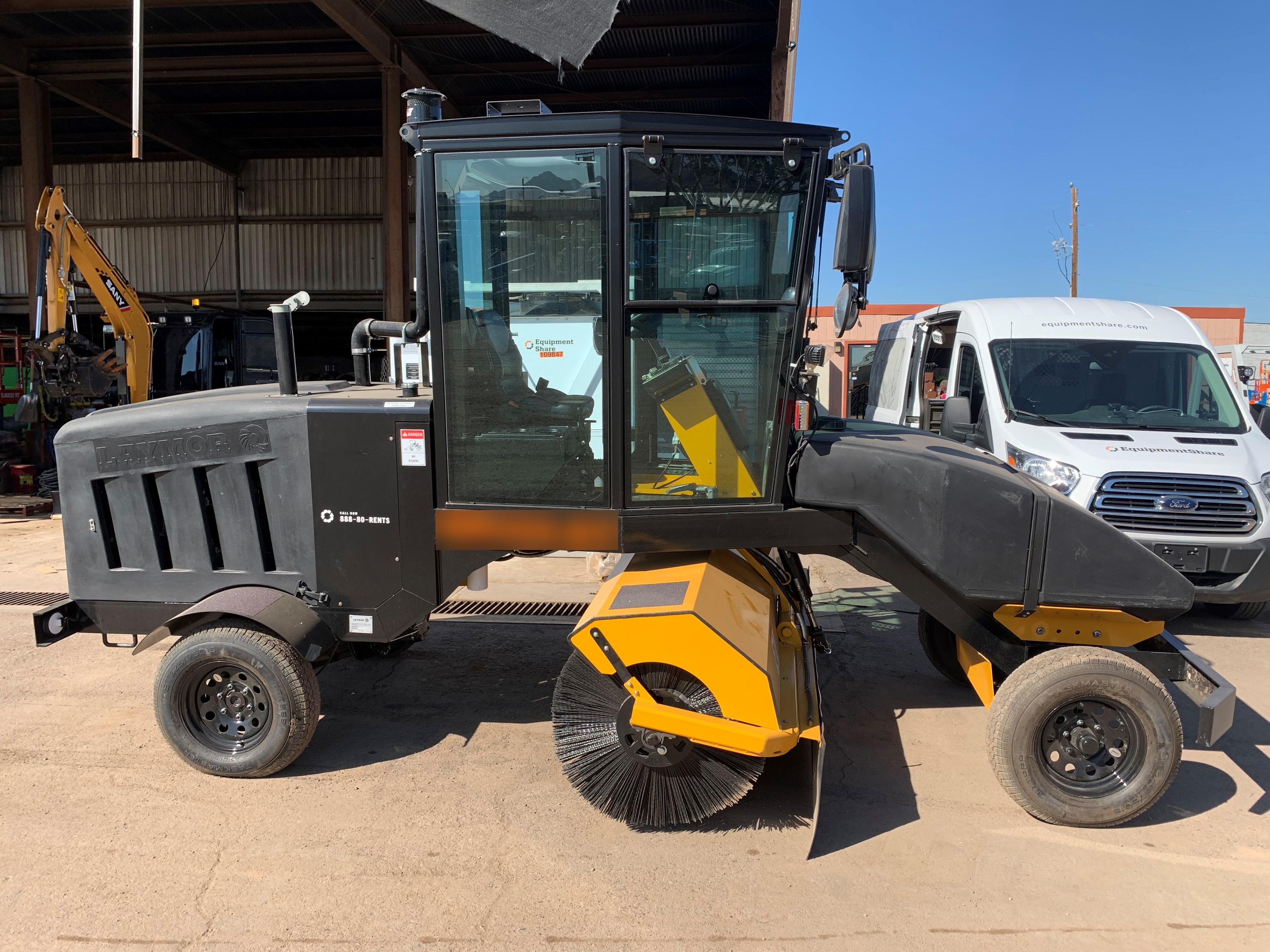 2022 LAYMOR SM450