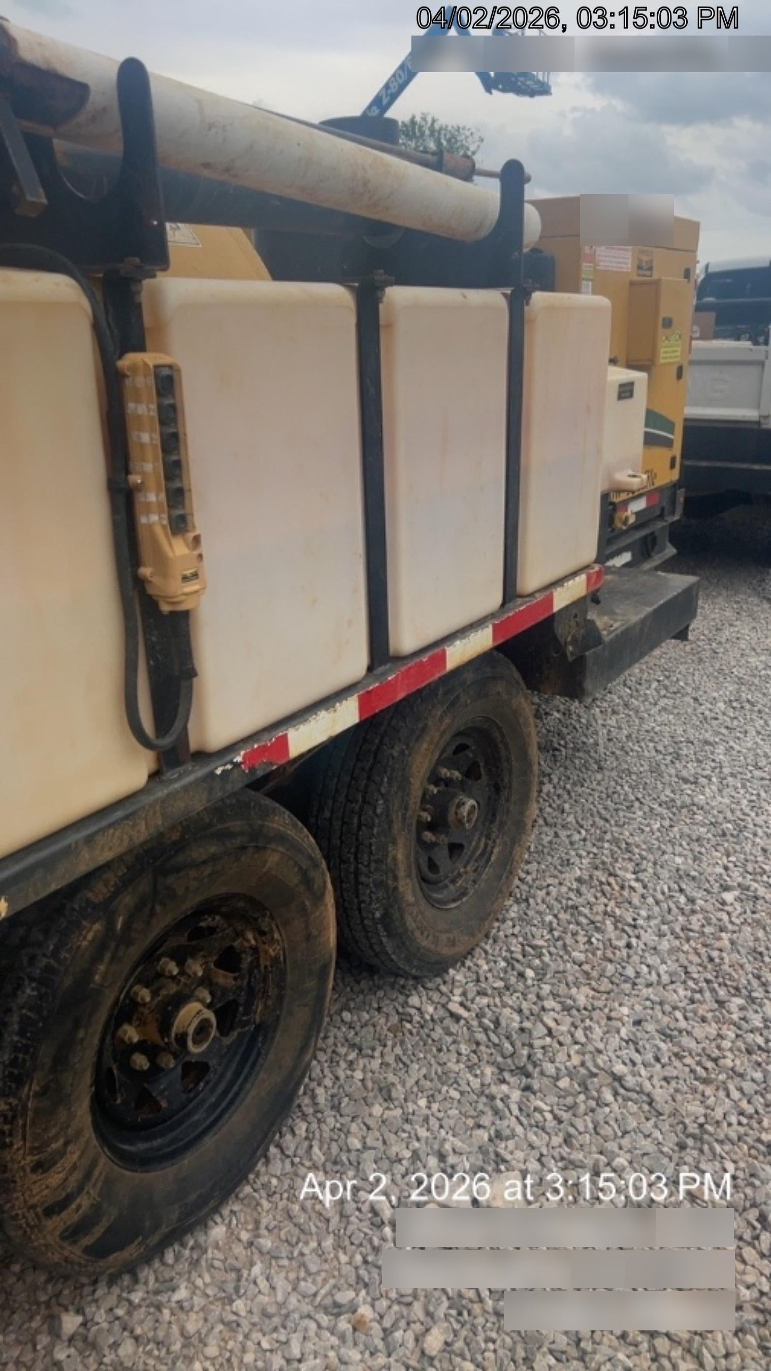 2019 Vac-Tron LP573XDT 24Hp Kohler Diesel, 500 Gal Debris Tank, 500 CFM Vacuum Pump, x2 100 Gal Water Tanks