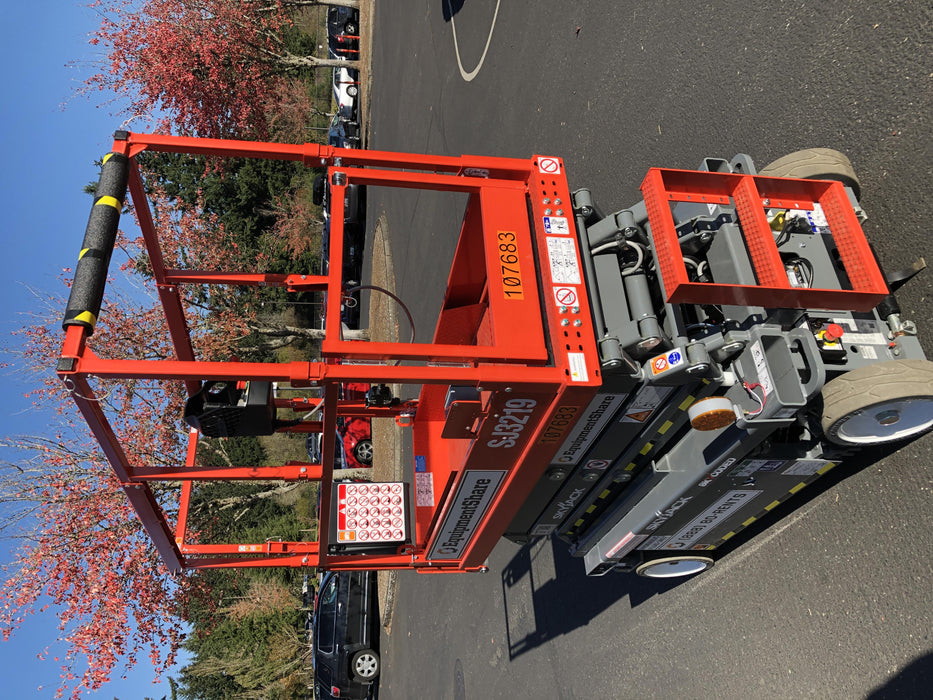 2020 Skyjack SJIII-3219 Solid NM Tires, Half height spring hinged entry gate, Dual Beacons, 800W Inverter