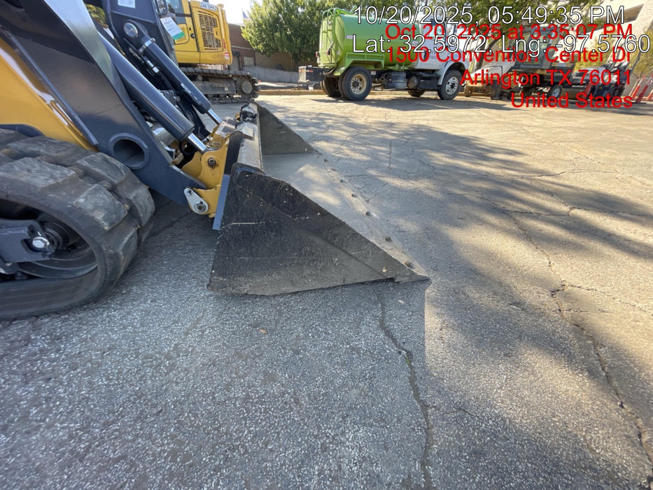 2025 JOHN DEERE 84" Bucket - John Deere